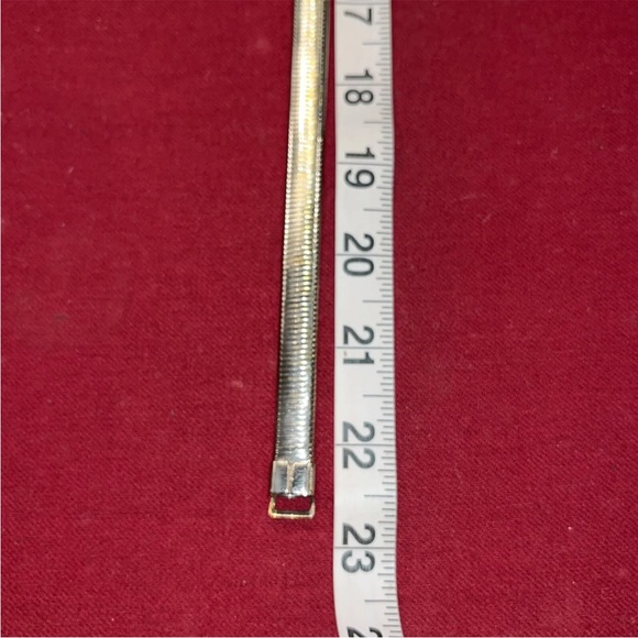 Lion head GOLDEN STRETCHY BELT ACCESSOCRAFT NYC Gold Tone Metal Twist Front, VTG - Picture 7 of 12